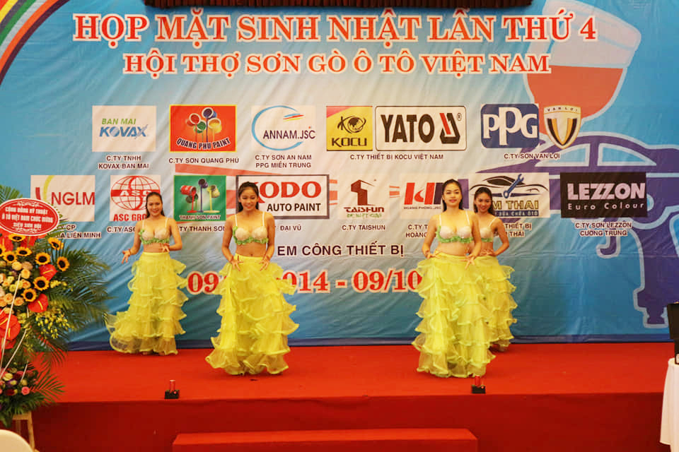 Hội thợ sơn gò ô tô Việt Nam kỷ niệm sinh nhật