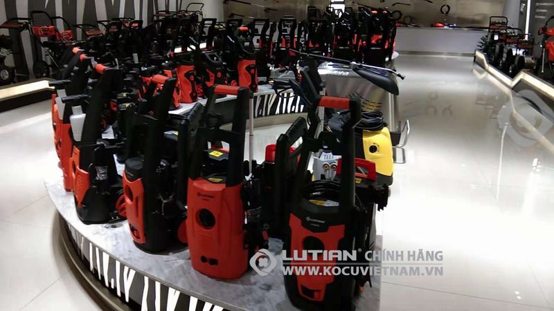 Showroom máy rửa xe Lutian